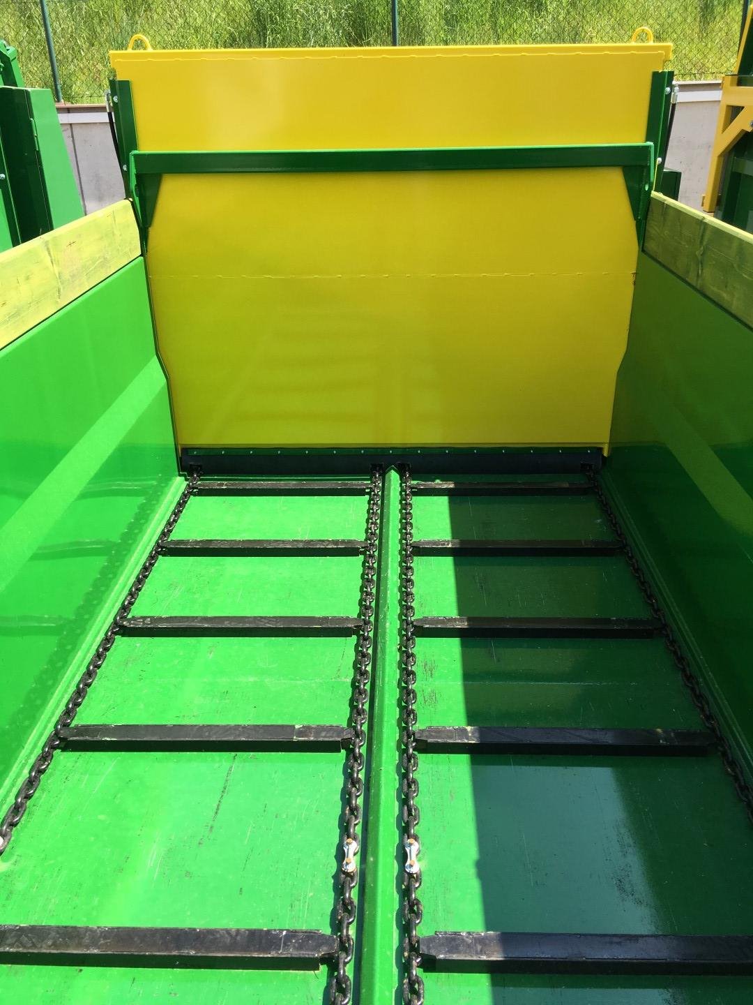 5 Body with a guilottine door Large